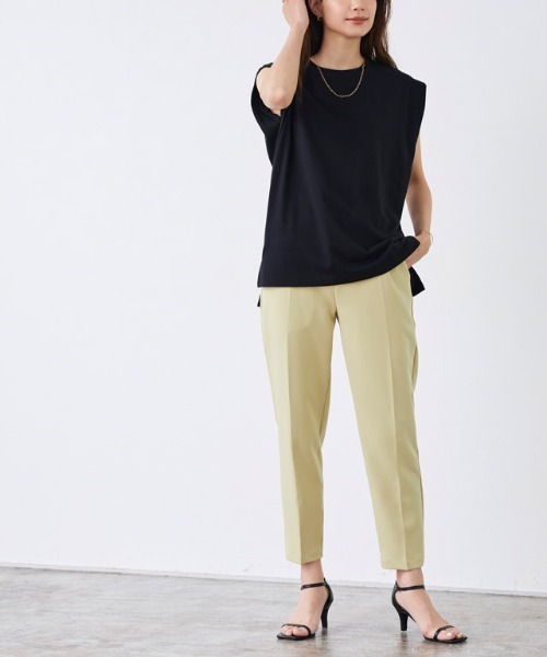 Pierrot(ピエロ)の「ショルダータックTシャツ(Tシャツ/カットソー・レディース・チャコール/ブラック/グレイッシュベージュ/オフホワイト・L/M)」の11枚目の写真