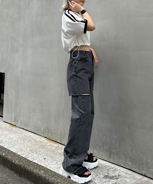 INGNI(イング)の「裾ドロスト胸ロゴ袖ラインリンガーTシャツ(Tシャツ/カットソー・レディース・ブラック/ブルー/オフホワイト・M)」の11枚目の写真