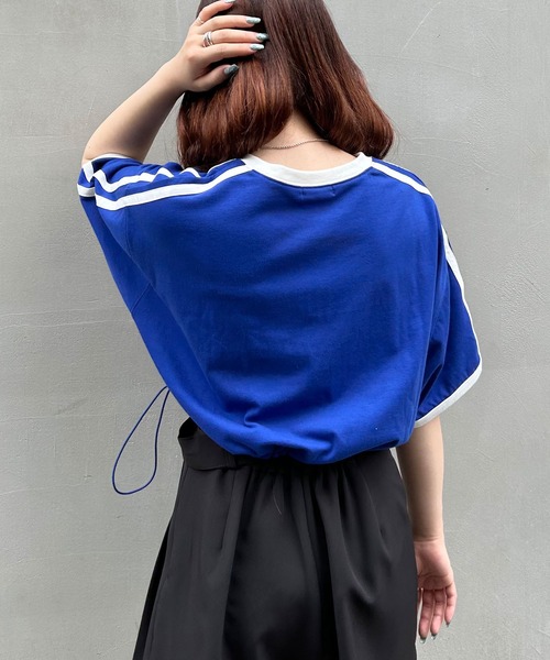 INGNI(イング)の「裾ドロスト胸ロゴ袖ラインリンガーTシャツ(Tシャツ/カットソー・レディース・ブラック/ブルー/オフホワイト・M)」の20枚目の写真