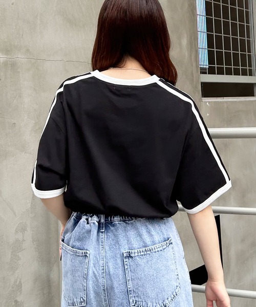 INGNI(イング)の「裾ドロスト胸ロゴ袖ラインリンガーTシャツ(Tシャツ/カットソー・レディース・ブラック/ブルー/オフホワイト・M)」の14枚目の写真