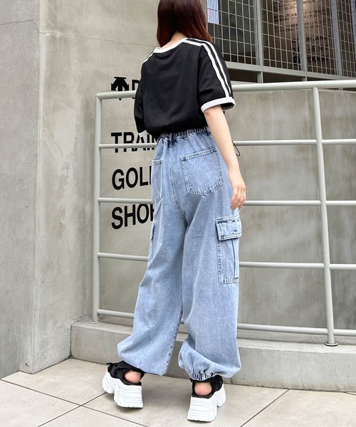INGNI(イング)の「裾ドロスト胸ロゴ袖ラインリンガーTシャツ(Tシャツ/カットソー・レディース・ブラック/ブルー/オフホワイト・M)」の17枚目の写真