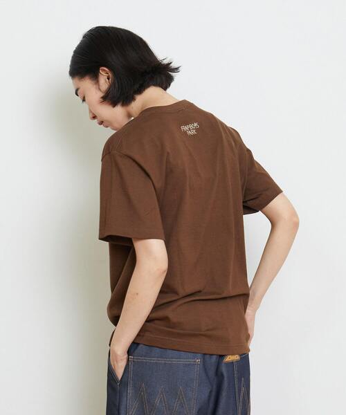 FRAPBOIS PARK（フラボアパーク）の「パークマークT（Tシャツ/カットソー・レディース・ホワイト/ブラック/ブラウン/レッド/グリーン・1/2）」の21枚目の写真