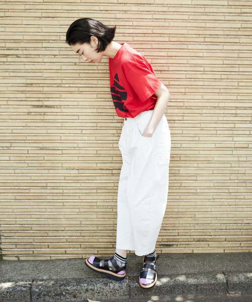 FRAPBOIS PARK（フラボアパーク）の「パークマークT（Tシャツ/カットソー・レディース・ホワイト/ブラック/ブラウン/レッド/グリーン・1/2）」の19枚目の写真