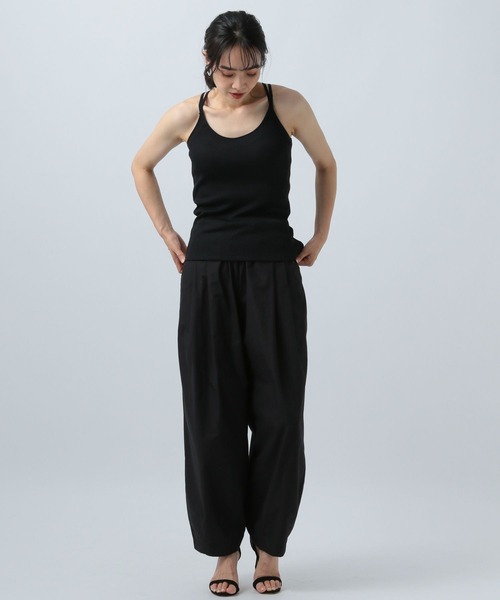 BAYFLOW（ベイフロー）の「カップ付きキャミ（キャミソール・レディース・オフホワイト/ブラック/グレイッシュベージュ・MEDIUM）」の10枚目の写真