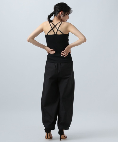 BAYFLOW（ベイフロー）の「カップ付きキャミ（キャミソール・レディース・オフホワイト/ブラック/グレイッシュベージュ・MEDIUM）」の14枚目の写真