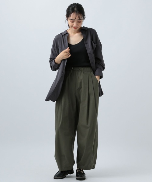 BAYFLOW（ベイフロー）の「カップ付きキャミ（キャミソール・レディース・オフホワイト/ブラック/グレイッシュベージュ・MEDIUM）」の15枚目の写真