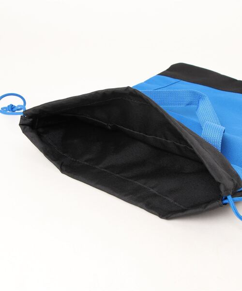 PUMA（プーマ）の「《PUMA》プーマ アクティブ グリップ シューサック（シューズ小物/雑貨・メンズ・ブラック×ブルー/ネイビー/ロイヤルブルー/ブルー系その他/パープル系その他/ブラック×シルバー/ブラック系その他/ブルー系その他2・フリー）」の11枚目の写真