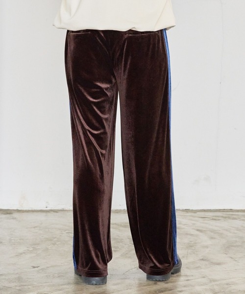 PBLIM（ページボーイリム）の「PBLIM/ベロアラインパンツ（その他パンツ・レディース・ブラック/ブラウン/グリーン・MEDIUM/LARGE）」の22枚目の写真