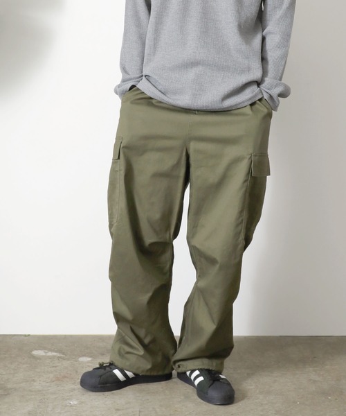 ROOPTOKYO(ループトウキョウ)の「ワイドカーゴパンツ(カーゴパンツ・メンズ・ブラック/カーキ/オフホワイト・L/M/XL)」の3枚目の写真