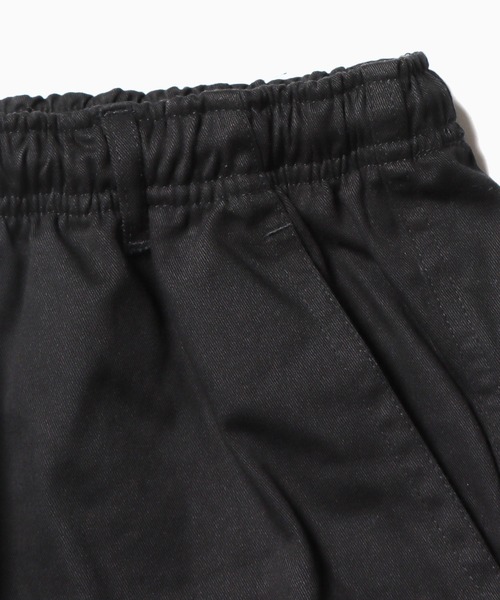 ROOPTOKYO(ループトウキョウ)の「ワイドカーゴパンツ(カーゴパンツ・メンズ・ブラック/カーキ/オフホワイト・L/M/XL)」の6枚目の写真
