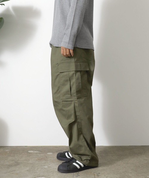 ROOPTOKYO(ループトウキョウ)の「ワイドカーゴパンツ(カーゴパンツ・メンズ・ブラック/カーキ/オフホワイト・L/M/XL)」の19枚目の写真