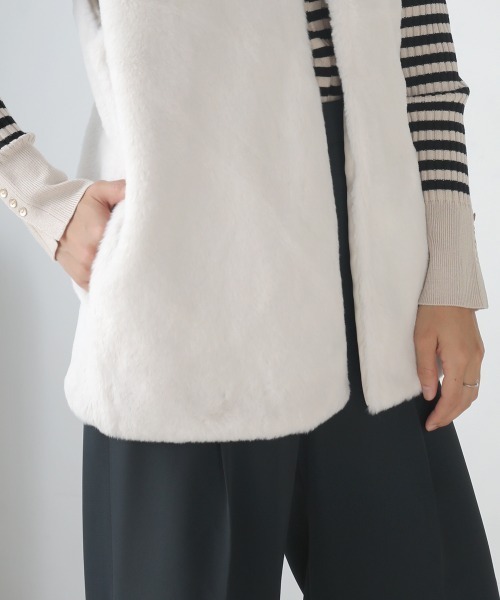 Bou Jeloud(ブージュルード)の「エコファーミドル丈ベスト(ベスト・レディース・グレイッシュベージュ/アイボリー/モカ・FREE)」の10枚目の写真