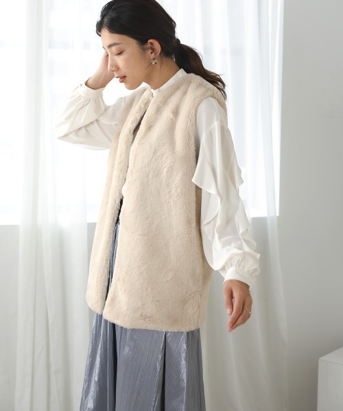 Bou Jeloud(ブージュルード)の「エコファーミドル丈ベスト(ベスト・レディース・グレイッシュベージュ/アイボリー/モカ・FREE)」の16枚目の写真