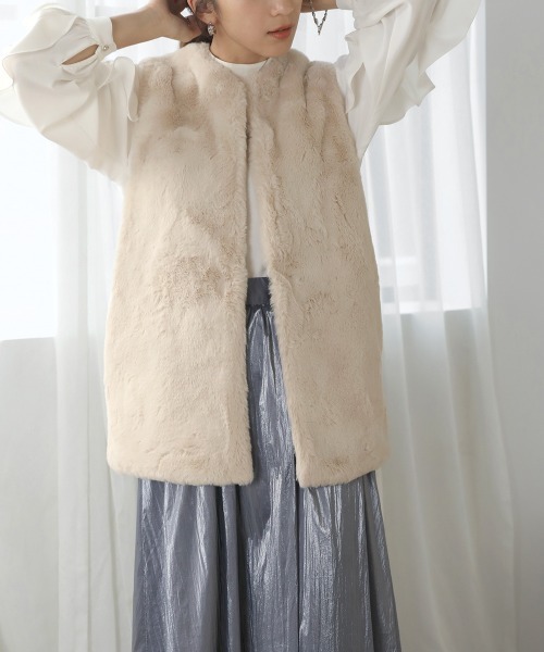 Bou Jeloud(ブージュルード)の「エコファーミドル丈ベスト(ベスト・レディース・グレイッシュベージュ/アイボリー/モカ・FREE)」の20枚目の写真