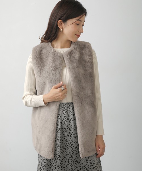 Bou Jeloud(ブージュルード)の「エコファーミドル丈ベスト(ベスト・レディース・グレイッシュベージュ/アイボリー/モカ・FREE)」の21枚目の写真