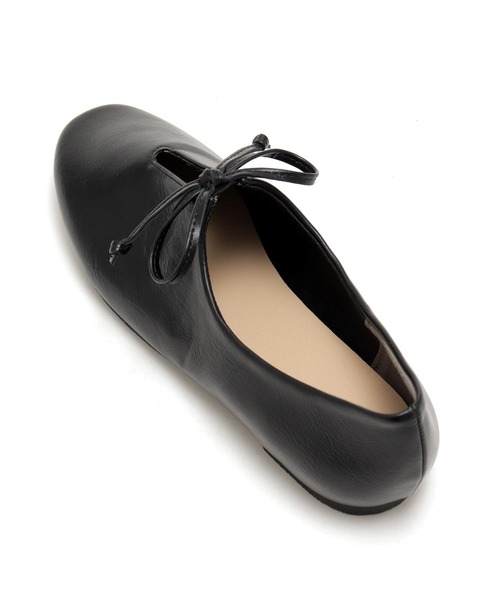 SOROTTO（ソロット）の「ふかふかインソール/リボン付きスリットデザインのぺたんこフラットシューズ（パンプス・レディース・アイボリー/グレー/ライトブラウン/ブラック・23.5cm/23.0cm/22.5cm/22.0cm/25.0cm/24.0cm/24.5cm）」の22枚目の写真