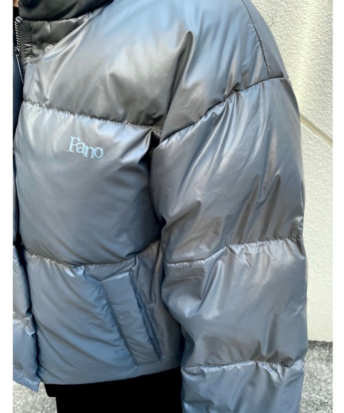 Fano Studios（ファノ ストゥディオズ）の「ハーフハイネックPUFFA 