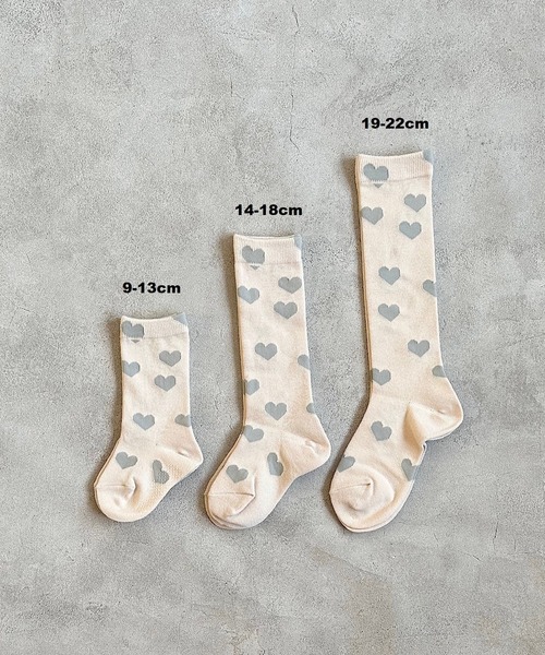 MARKEY'S（マーキーズ）の「ハイソックス/heart（14～18cm）（ソックス/靴下・キッズ・レッド/オフホワイト・M）」の3枚目の写真