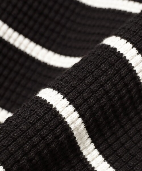 BEAMS(ビームス)の「BEAMS / ボーダーワッフル ポロスウェット(ポロシャツ・メンズ・グレー系その他/ブラック・L/XL/M/S)」の10枚目の写真