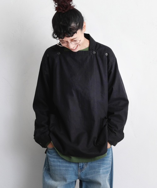 ソウルベリー　プルオーバー soulberry（ソウルベリー）の「僕と私の、襟にひとクセなプルオーバー