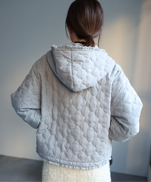 【美品】希少 ピンクハウス 中綿ジャケット キルティング フラワーモチーフ セール】【フラワーキルティング】中綿フリルジャケット（その他