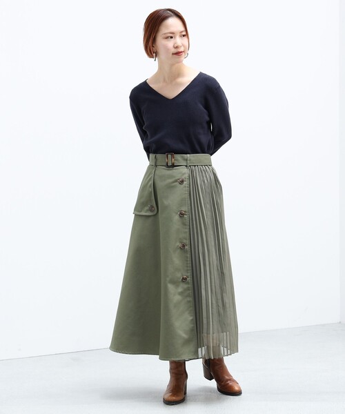 BEAMS HEART（ビームスハート）の「BEAMS HEART / プリーツミックス トレンチスカート（スカート・レディース・オリーブ/ベージュ/ネイビー・MEDIUM/SMALL）」の8枚目の写真