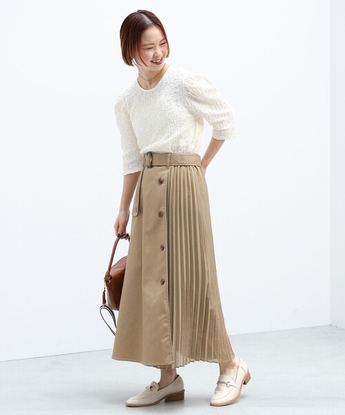 BEAMS HEART（ビームスハート）の「BEAMS HEART / プリーツミックス トレンチスカート（スカート・レディース・オリーブ/ベージュ/ネイビー・MEDIUM/SMALL）」の15枚目の写真