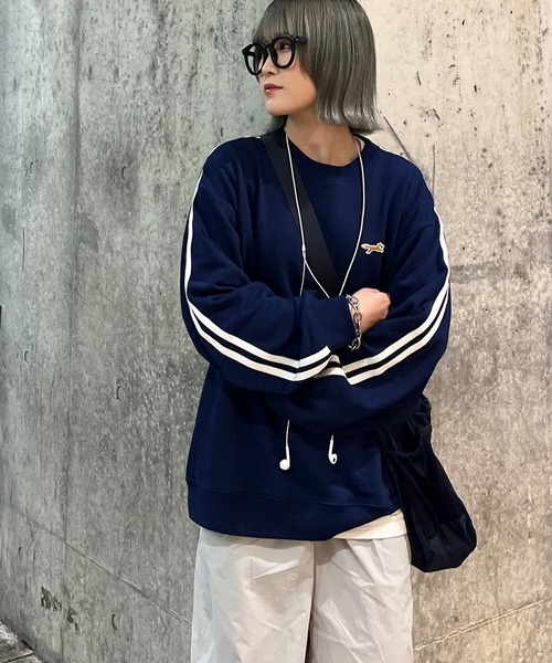 PENNEYS（ぺニーズ）の「PENNEYS/ペニーズ 別注 THE FOX ロゴ ワッペン刺繍ワンポイント ラインデザインルーズトラックスウェット（スウェット・メンズ・オリーブ/サックスブルー/ダークネイビー/ダークブラウン/アッシュグレー/ブラック・M/L）」の6枚目の写真