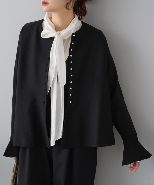 PUAL CE CIN（ピュアルセシン）の「【Du noir】スポンディッシュペプラムパールカーディガン（カーディガン/ボレロ・レディース・ブラック/アイボリー/グレー・FREE）」の3枚目の写真