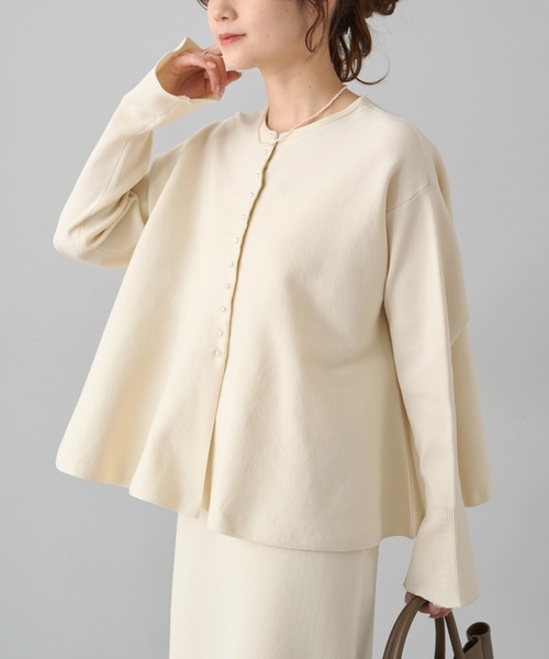 PUAL CE CIN（ピュアルセシン）の「【Du noir】スポンディッシュペプラムパールカーディガン（カーディガン/ボレロ・レディース・ブラック/アイボリー/グレー・FREE）」の9枚目の写真