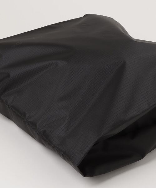F.C.Real Bristol（エフシーレアルブリストル）の「TOUR POUCH