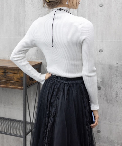 Miniministore(ミニミニストア)の「リブニットトップス きれいめ ハイネック(ニット/セーター・レディース・アイボリー/ブラック/ホワイト/モカ・FREE)」の10枚目の写真