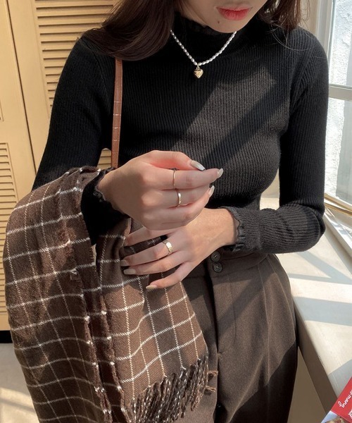 Miniministore(ミニミニストア)の「リブニットトップス きれいめ ハイネック(ニット/セーター・レディース・アイボリー/ブラック/ホワイト/モカ・FREE)」の20枚目の写真