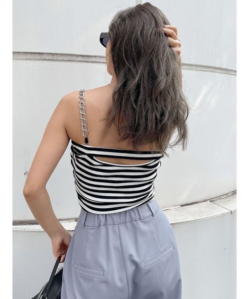 GYDA（ジェイダ）の「chainストラップテレコビスチェ（キャミソール・レディース・ブラック/その他1/オフホワイト・FREE）」の6枚目の写真