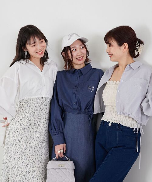 MAJESTIC LEGON（マジェスティックレゴン）の「裾ドロストショートシャツ（シャツ/ブラウス・レディース・グレー系その他/ブルー系その他2/ネイビー/ピンク/オフホワイト・MEDIUM）」の4枚目の写真