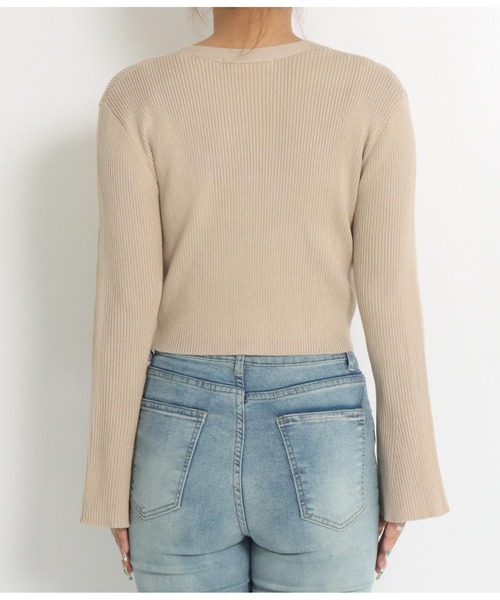 anap mimpi（アナップミンピ）の「ハートボタン 袖フレア スリット ショート丈 カーディガン（カーディガン/ボレロ・レディース・グリーン/ベージュ/ネイビー・FREE）」の22枚目の写真