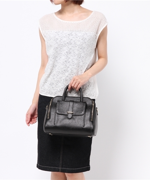 ROSE BUD（ローズバッド）の「フラップポケットハンドバッグ / S1341A-5593 PEBBLE LTR FLAP PKT HAND BAG（ハンドバッグ・レディース・ブラック/グリーン/レッド・ONE SIZE）」の6枚目の写真