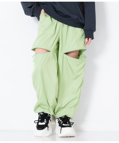 ANAP GｉRL（アナップガール）の「サイドジップジョガーパンツ（その他パンツ・キッズ・ベージュ/カーキ/ブラック・XS/S/M）」の3枚目の写真