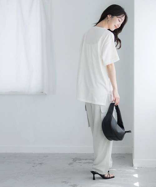coca(coca)(コカ)の「ロールアップ袖サイドスリットロゴTシャツ(Tシャツ/カットソー・レディース・C/A/B/D・M/L)」の7枚目の写真