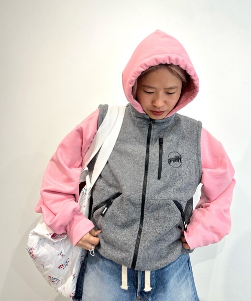 HOLIDAY（ホリデイ）の「POLYCOTTON SWEAT HOODIE ポリコットンスウェットフーディ（パーカー・レディース・ネイビー/ピンク・ONE SIZE）」の13枚目の写真