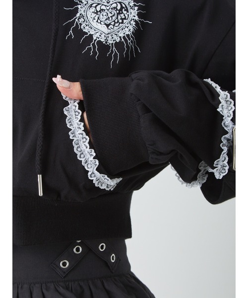 Ank Rouge（アンクルージュ）の「ゴシックショートパーカー（パーカー・レディース・ホワイト/ブラック/ピンク/ブルー・M）」の17枚目の写真