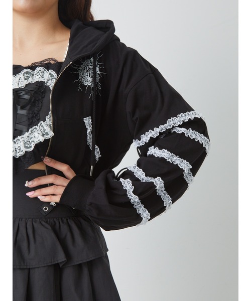 Ank Rouge（アンクルージュ）の「ゴシックショートパーカー（パーカー・レディース・ホワイト/ブラック/ピンク/ブルー・M）」の18枚目の写真