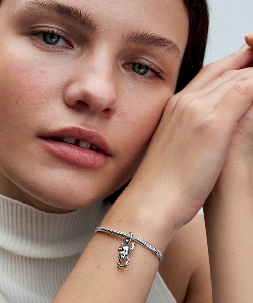 PANDORA（パンドラ）の「ツートーン ムーバブル モンキー