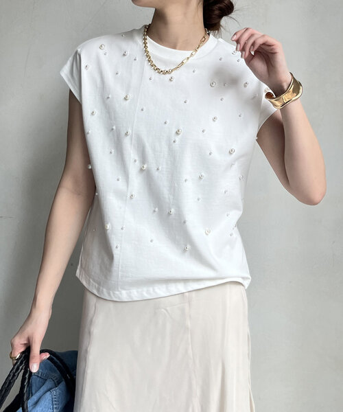 DouDou(ドゥドゥ)の「【WEB限定】ランダムパールTEE(Tシャツ/カットソー・レディース・ブラック/ホワイト・FREE)」の8枚目の写真