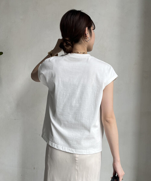 DouDou(ドゥドゥ)の「【WEB限定】ランダムパールTEE(Tシャツ/カットソー・レディース・ブラック/ホワイト・FREE)」の11枚目の写真