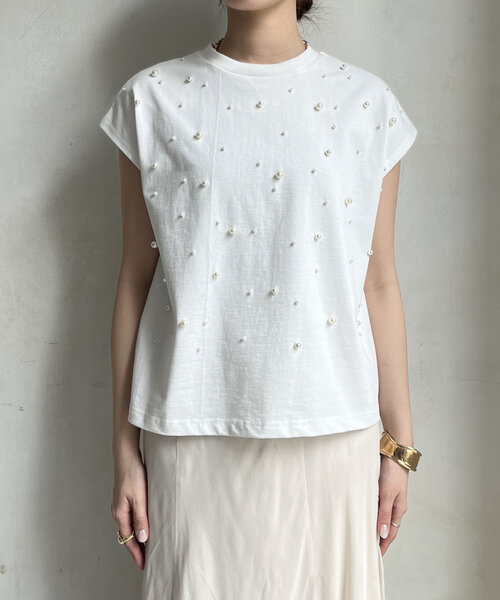 DouDou(ドゥドゥ)の「【WEB限定】ランダムパールTEE(Tシャツ/カットソー・レディース・ブラック/ホワイト・FREE)」の12枚目の写真