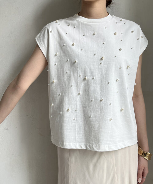 DouDou(ドゥドゥ)の「【WEB限定】ランダムパールTEE(Tシャツ/カットソー・レディース・ブラック/ホワイト・FREE)」の17枚目の写真