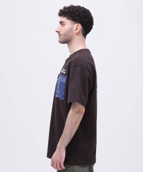 AVIREX（アヴィレックス）の「《CROSSOVER》DENIM POCKET T-SHIRT / クロスオーバー デニム ポケット Tシャツ  / AVIREX / アヴィレックス（Tシャツ/カットソー・メンズ・ホワイト/ブラック/オリーブ・MEDIUM/LARGE/X-LARGE/XX-LARGE）」の16枚目の写真