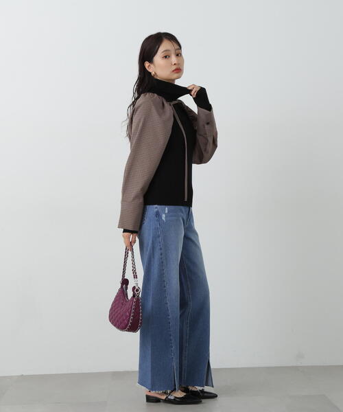 N.(N. Natural Beauty Basic)(エヌエヌナチュラルビューティーベーシック)の「◆チェーンハートムーン型ミニショルダーバッグ(ショルダーバッグ・レディース・ピンク/ブラック・フリ-)」の4枚目の写真