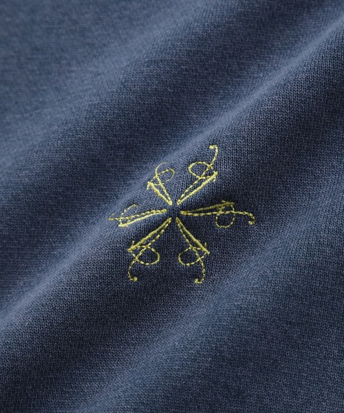 ADAM ET ROPE'（アダムエロペ）の「オーガニックコットン クルーネック ロゴ スウェット / UNISEX（スウェット・メンズ・スミクロ/ブルー系その他3/パープル系その他・L/M）」の13枚目の写真